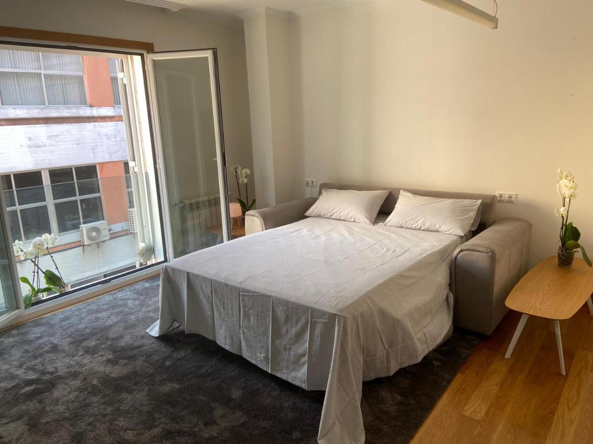Estudio Parking Centro Puerta Del Sol فيجو المظهر الخارجي الصورة