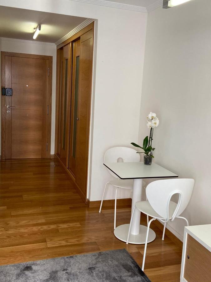 Estudio Parking Centro Puerta Del Sol فيجو المظهر الخارجي الصورة