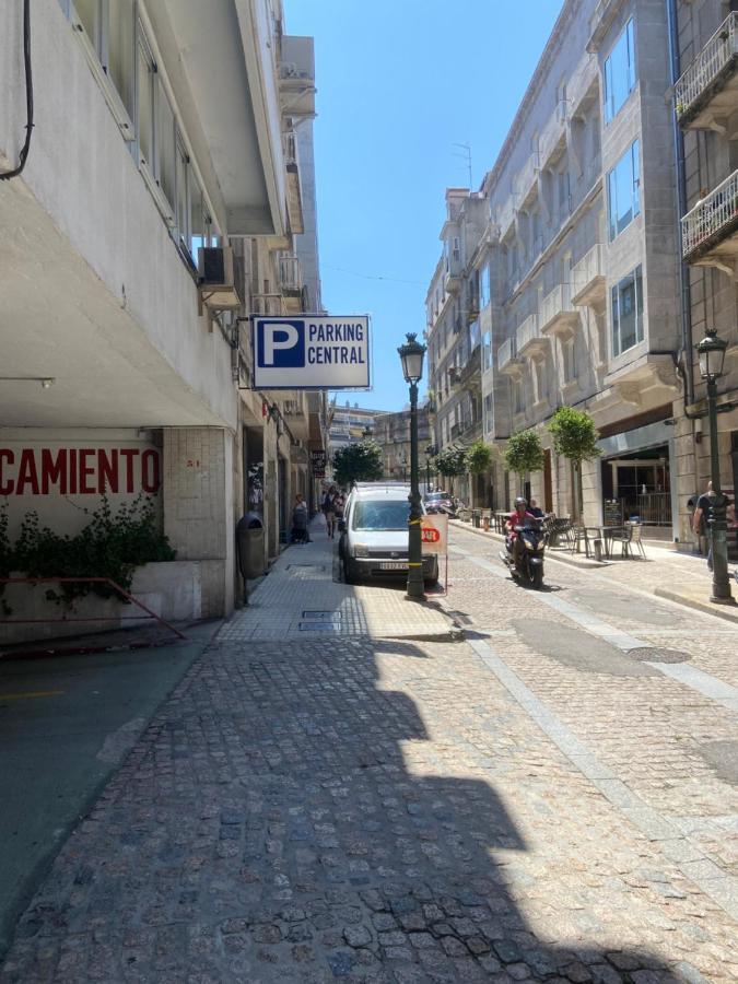 Estudio Parking Centro Puerta Del Sol فيجو المظهر الخارجي الصورة